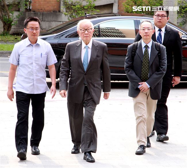 台大EMBA校友基金會前瞻講座，特別邀請張忠謀先生演講「我的經營學習｣。（記者邱榮吉/攝影）