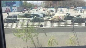 阿富汗,首都,槍戰,爆炸,攻擊,政局,封鎖,射殺, 圖／翻攝自推特　https://parg.co/O6i