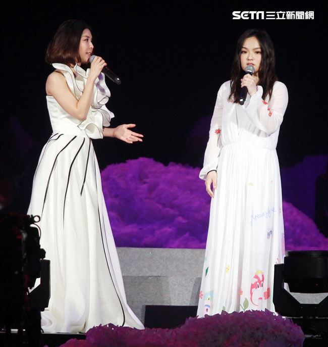 許茹芸「綻放的綻放的綻放」巡迴演唱特別嘉賓徐佳瑩。（記者邱榮吉/攝影）