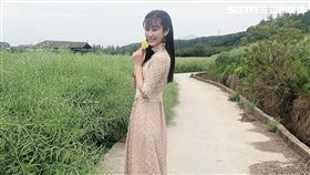 黃心娣換上旗袍裝扮。（圖／周子娛樂提供）