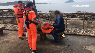 潛客闖保育區…盜捕龍蝦、海膽遭逮捕