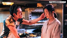 吳慷仁廣東話發音不夠標準鬧笑話，差點把台詞弄成三級片台詞，讓蔡卓妍頻NG。（圖／華映娛樂提供）