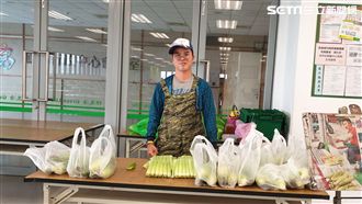 韓發表聲明 癱男站角落原因讓人鼻酸