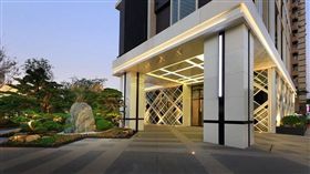 豪宅,傳統產業,老闆,畢業禮物,女兒（圖／翻攝自時尚京城臉書）