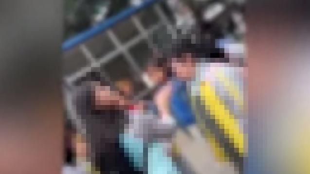 媳肉身擋小三車　婆婆急推打：瘋女人