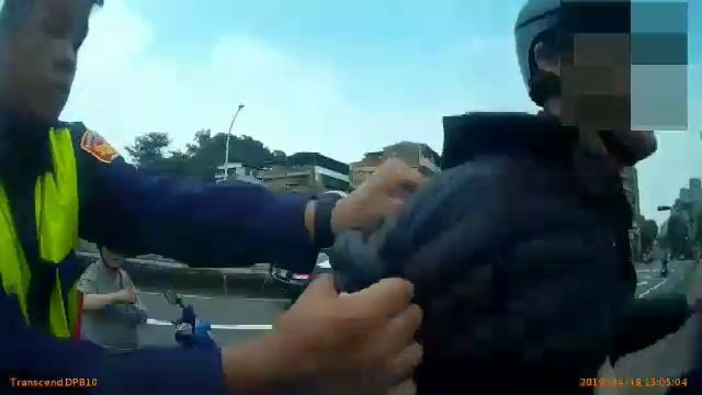 毒蟲藏毒說是賴打　丟下橋仍遭警尋獲