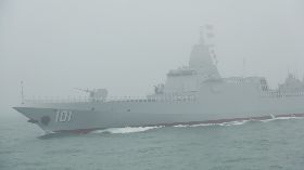 中國海上閱兵　新型驅逐艦南昌號受閱