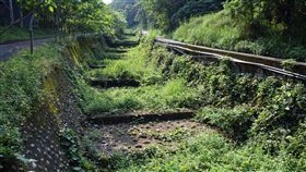 員林野溪護岸老舊破損 彰縣府年底完成整建彰化縣政府辦理員林市埔姜林坑（圖）、大樹坑護岸整修工程，預定今年底完成，將老舊破損結構重新整建，保障排水及用路安全。（彰化縣政府提供）中央社記者蕭博陽彰化縣傳真　108年4月22日