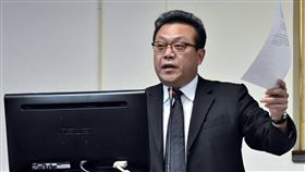 蘇震清質詢要求環署改善屏東化製廠問題屏東長治鄉多座處理動物屍體的化製廠化製流程有待改善，民進黨籍立委蘇震清（圖）16日質詢環保署副署長張子敬，要求除嚴格取締外，也應該參考海外做法，使化製流程能夠跟得上時代。（蘇震清服務處提供）中央社記者郭芷瑄傳真　107年4月16日