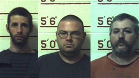 美國,性侵,男子,動物,農莊,少年
https://twitter.com/search?q=Terry%20Wallace&src=typd&lang=zh-tw