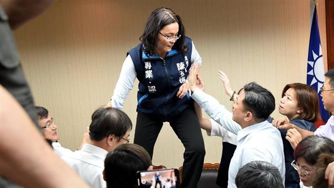 有無罵「金門豬」？女立委陷入羅生門