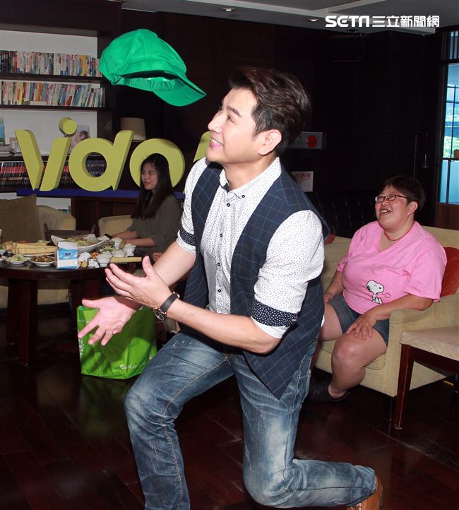 三立八點檔「炮仔聲」演員：陳志強、陳宇風、王宇婕、吳婉君與粉絲見面互動。（記者邱榮吉/攝影）