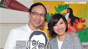 朱立倫、台視當家主播林益如和晨間主播劉宜
圖／台視提供