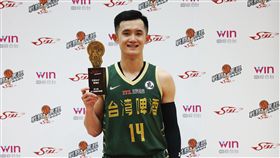 蔣淯安首度奪下MVP。（圖／中華籃協提供）