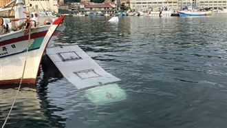 三車齊落海！八斗子漁港超詭異事故！