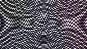 視力檢測,近視,閃光　（圖／翻攝自爆廢公社公開版）