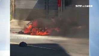 機車擦撞刮地…天氣太熱引「火燒車」