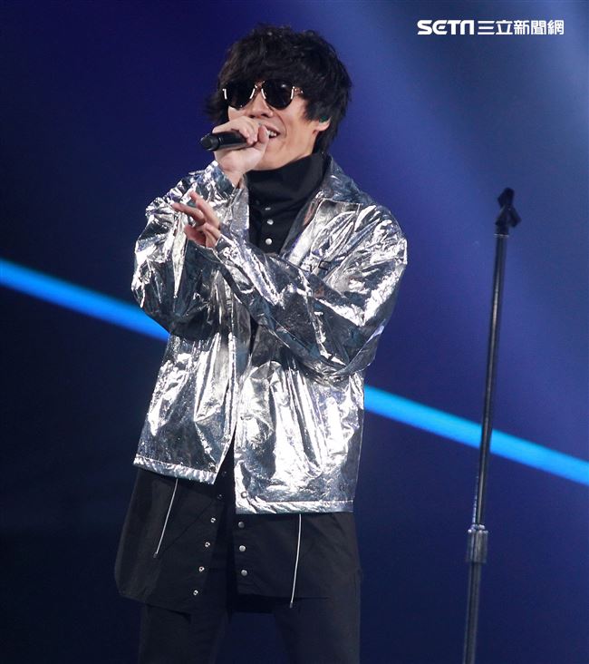 盧廣仲「大人中」11周年小巨蛋演唱會。（記者邱榮吉/攝影）