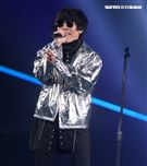 盧廣仲「大人中」11周年小巨蛋演唱會。（記者邱榮吉/攝影）