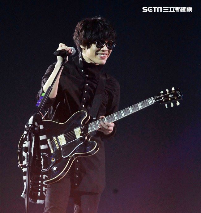 盧廣仲「大人中」11周年小巨蛋演唱會。（記者邱榮吉/攝影）