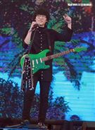 盧廣仲「大人中」11周年小巨蛋演唱會。（記者邱榮吉/攝影）