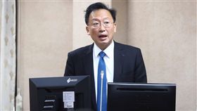 翁男殺人遭逮　外交部：盡力引渡回台一名具中華民國、加拿大雙重國籍的翁男因曾在加拿大涉嫌殺人遭通緝，16日在韓國遭逮捕。外交部政次吳志中（圖）19日表示，會盡全力引渡回台接受司法審判。中央社記者游凱翔攝　107年3月19日