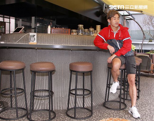 梅賢治專訪。（記者邱榮吉/攝影）