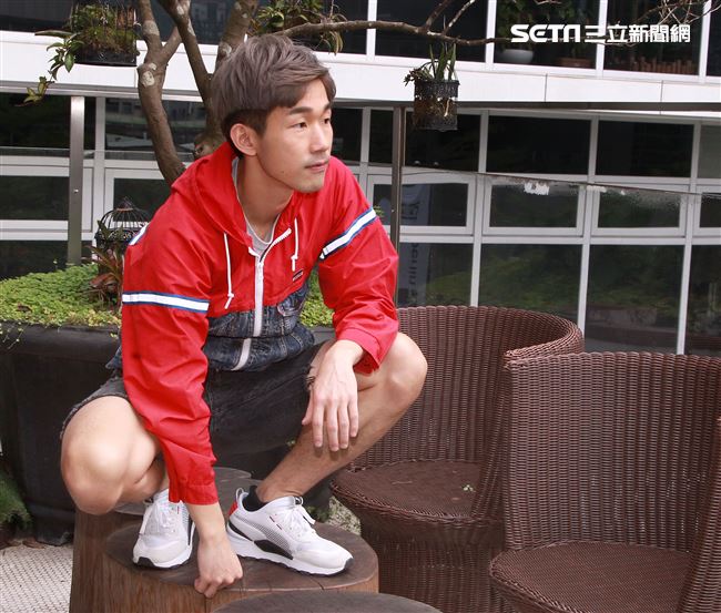 梅賢治專訪。（記者邱榮吉/攝影）