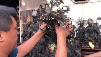 宮廟陷火海…10多尊神像燒成焦黑！