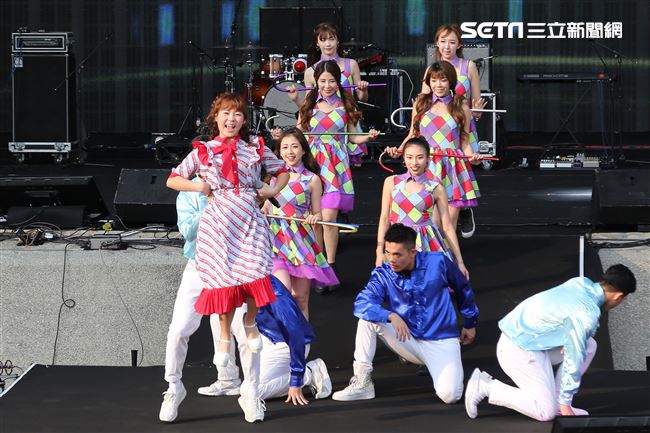 2019台潮盛典演唱歌手吳美琳演出。（記者林士傑/攝影）