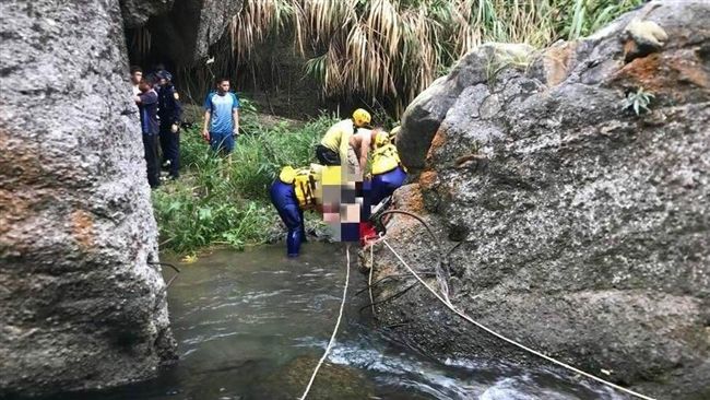 台中少年跳水卡石縫　背朝上溺斃