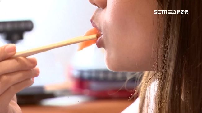 女留學生魚刺卡喉　半小時手術收276萬元