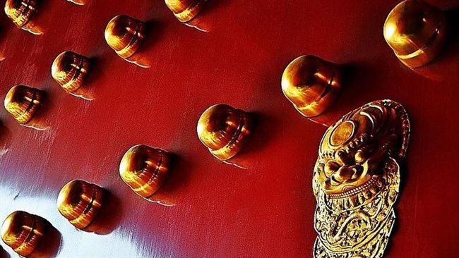 揭密紫禁城！門上「金色圓釘」有用處