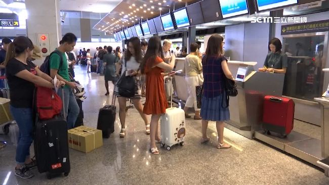 不是肉品、水果!他帶「1物」上機秒被丟