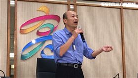 ▲韓國瑜主持選舉帳務說明（圖／記者林昱孜攝影）