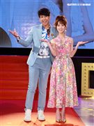 第30屆金曲獎頒獎典禮星光大道主持人（Dennis）丹尼斯 、 瑪麗 。（記者邱榮吉/攝影）