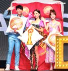 第30屆金曲獎頒獎典禮、星光大道主持人黃路梓（Dennis.Lulu）、（Dennis）尼斯 、 瑪麗。（記者邱榮吉/攝影）