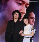 罪懸疑大片「亡命之途」導演半野喜弘、演員謝欣穎。（記者邱榮吉/攝影）