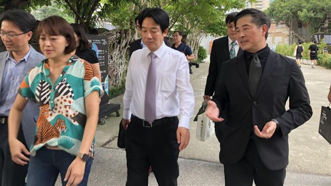 向小英喊話？賴盼大家接受黨中央期程