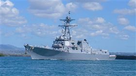 中國外交部發言人耿爽今（29）日針對2艘美國軍艦28日通過台灣海峽說，中方「密切關注並全程掌握」美國軍艦通過台灣海峽的情況，並已向美方表達關切，盼美方「慎重處理涉台問題」。（圖／翻攝自USS William P. Lawrence (DDG 110)臉書）
