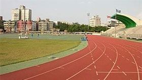 新北市，板橋，板橋第二運動場，飛機，拐童，翻攝自新北市政府體育處