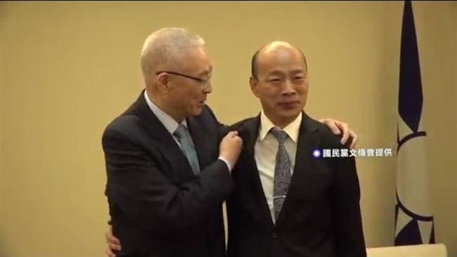 韓國瑜征服宇宙！網友發現竟是校訓…