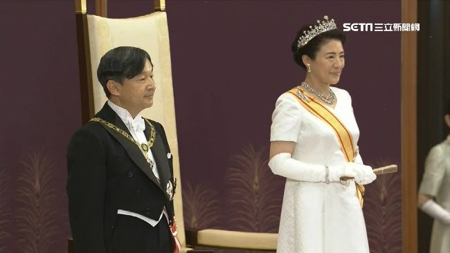受第一接班人行禮　德仁天皇接見皇族