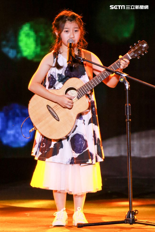 2019台潮盛典K歌之夜Gail Sophicha演出。（記者林士傑/攝影）