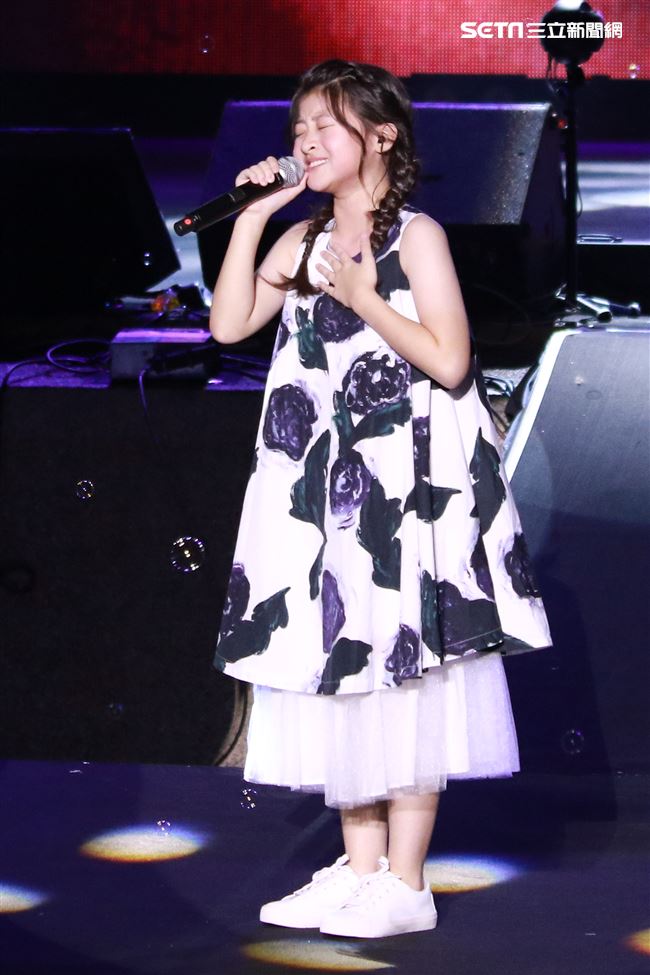 2019台潮盛典K歌之夜Gail Sophicha演出。（記者林士傑/攝影）