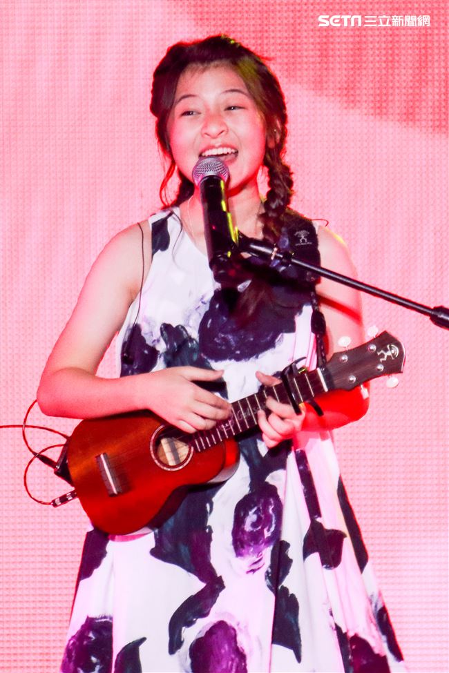 2019台潮盛典K歌之夜Gail Sophicha演出。（記者林士傑/攝影）