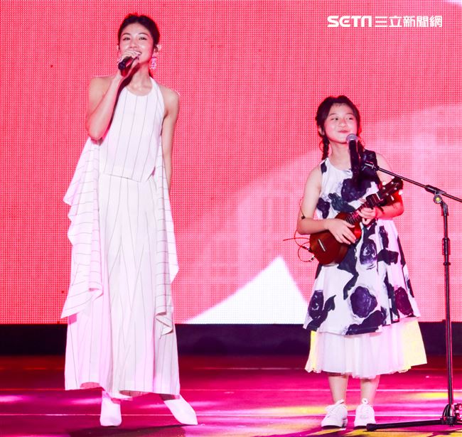 2019台潮盛典K歌之夜Gail Sophicha演出。（記者林士傑/攝影）