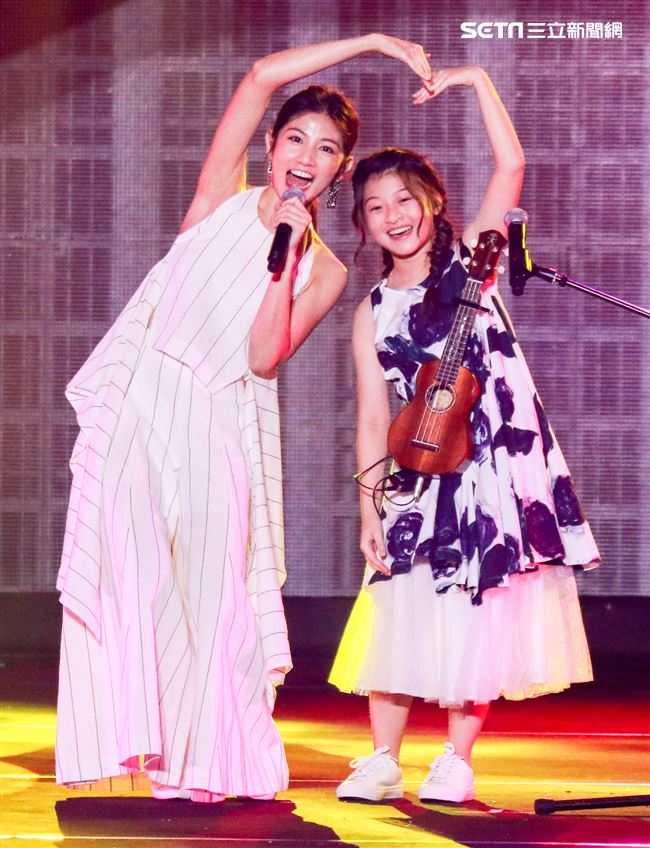 2019台潮盛典K歌之夜Gail Sophicha演出。（記者林士傑/攝影）