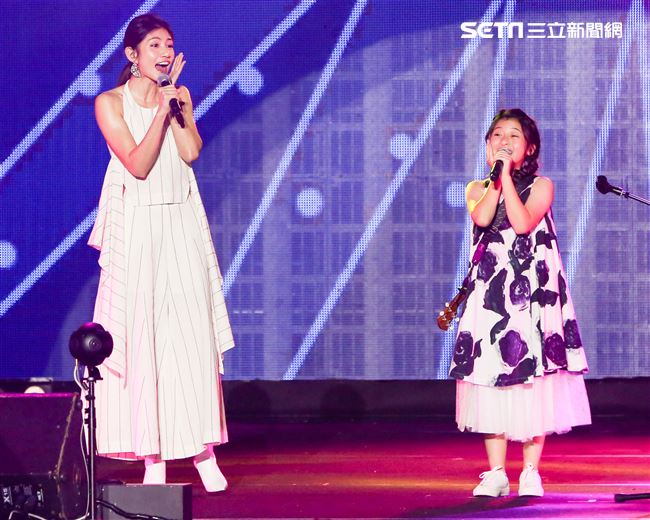 2019台潮盛典K歌之夜Gail Sophicha演出。（記者林士傑/攝影）