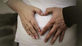 懷孕-孕婦-胎兒-（圖／pixabay）